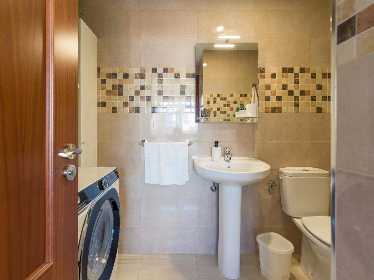 Bright Townhouse - Views - 5 Min Walk To The Beach Las Palmas de Gran Canaria Exterior photo